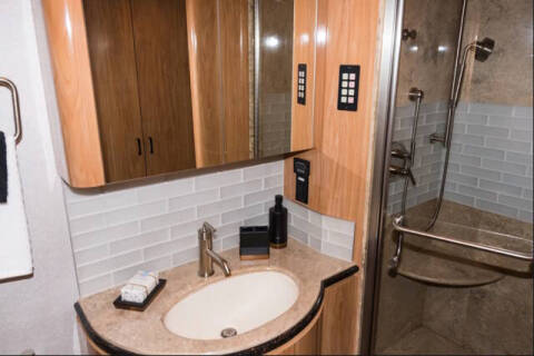 2008 Prevost Marathon XL45