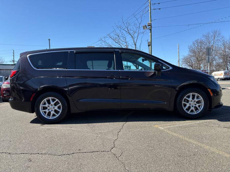 2017 Chrysler Pacifica Touring