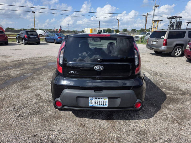 2014 Kia Soul +