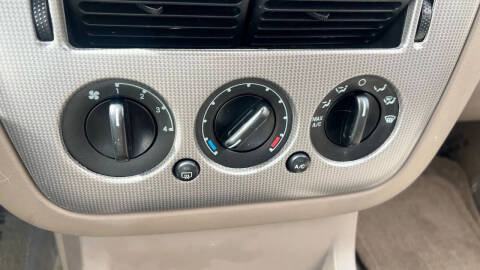 2005 Ford Explorer XLT