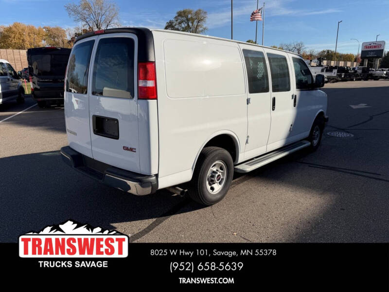2024 GMC Savana 2500