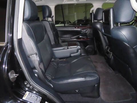 2014 Lexus LX 570