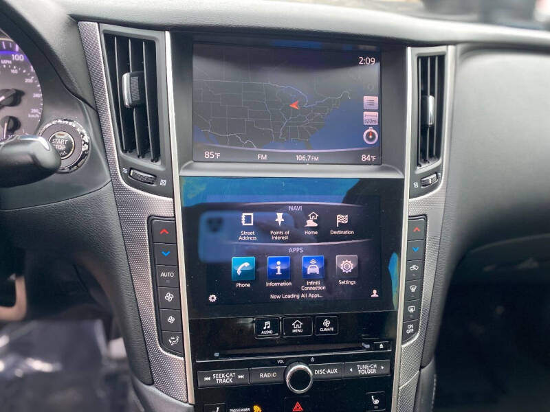 2015 Infiniti Q50 Sport