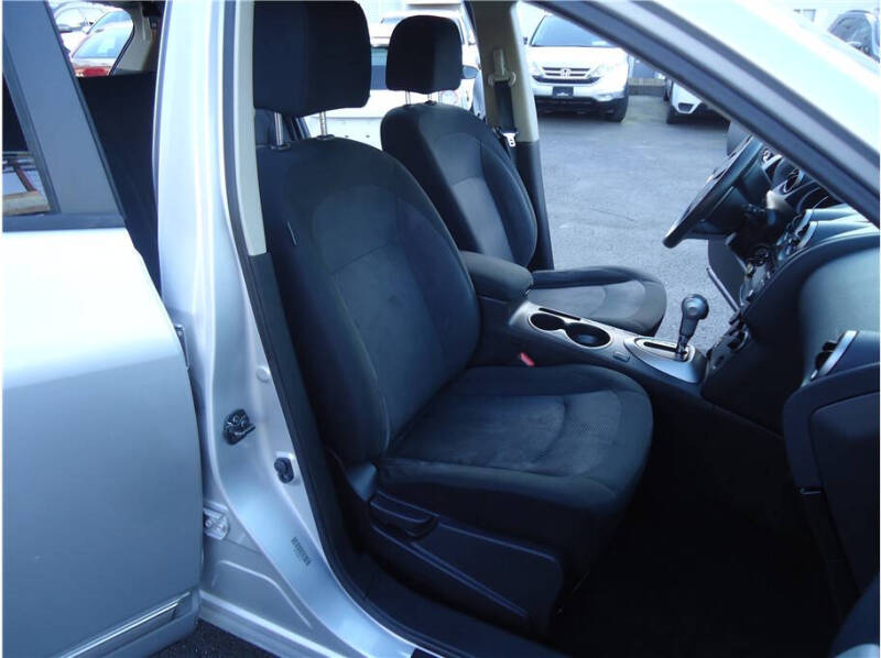2014 Nissan Rogue Select S