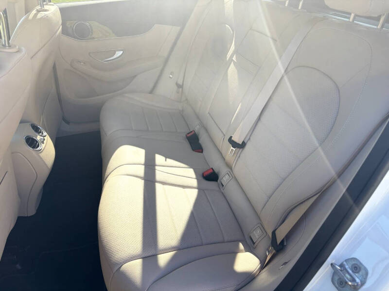 2017 Mercedes-Benz GLC GLC 300 4MATIC