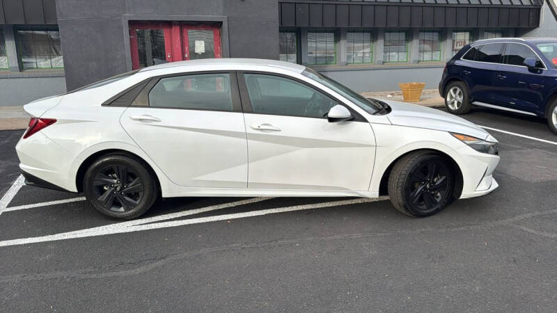 2021 Hyundai Elantra