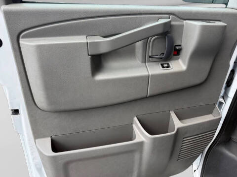 2020 Chevrolet Express 2500