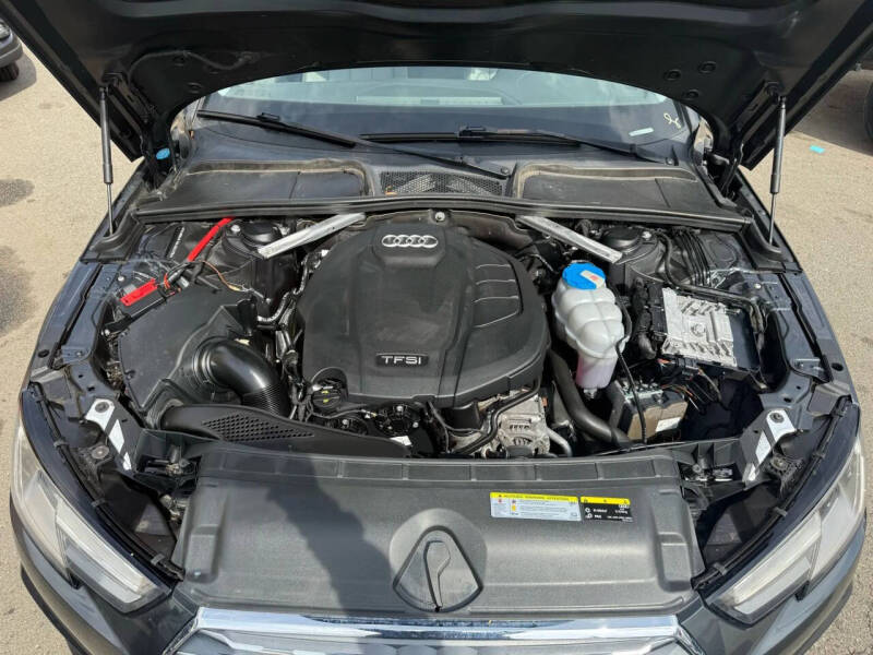 2019 Audi A4 quattro Premium 45 TFSI