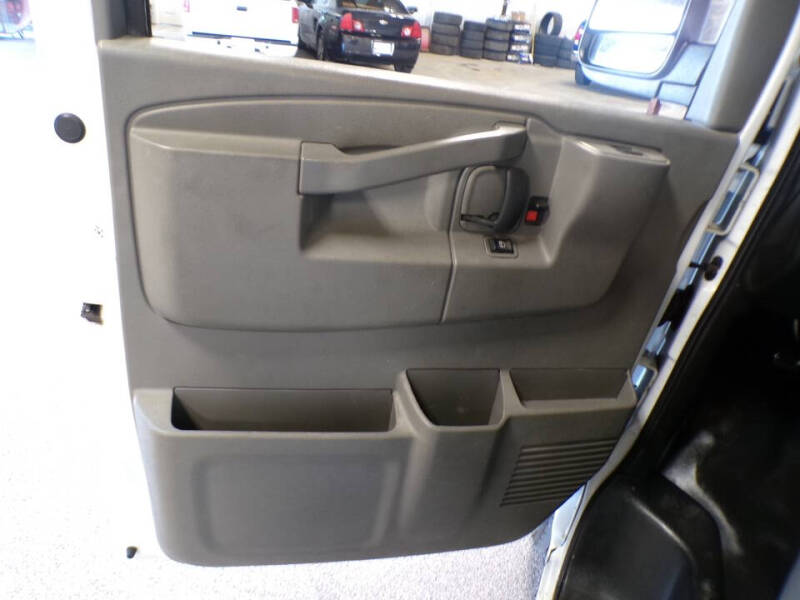 2017 Chevrolet Express 2500