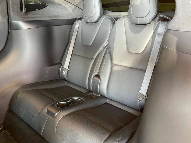 2022 Tesla Model X Plaid