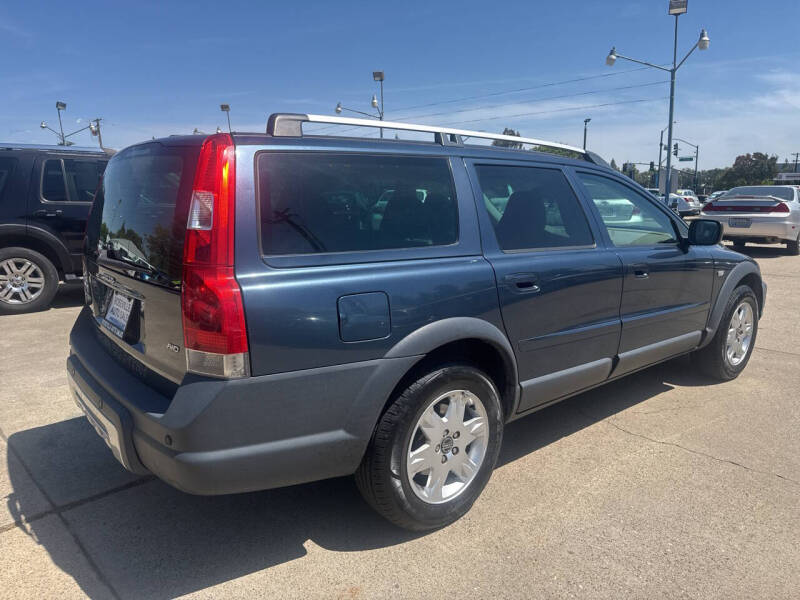 2006 Volvo XC70