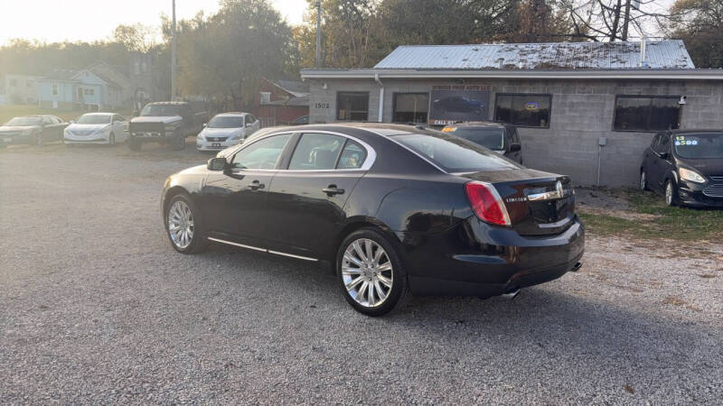 2010 Lincoln MKS