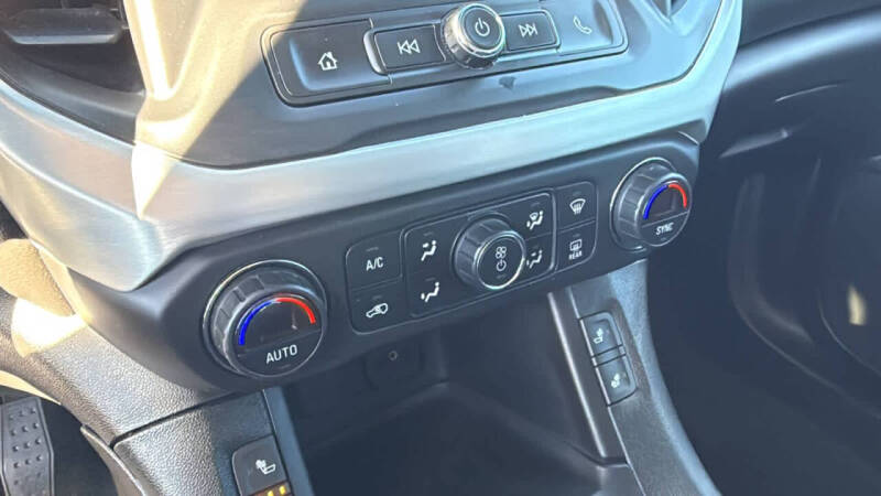 2018 GMC Acadia SLE-2