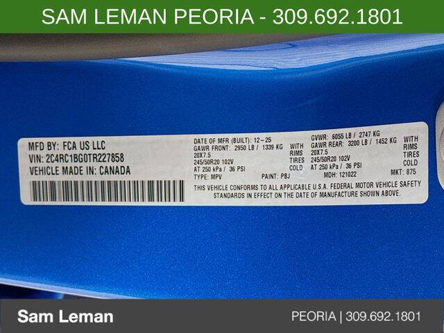 2026 Chrysler Pacifica Select