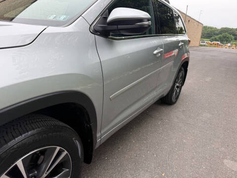 2018 Toyota Highlander LE Plus