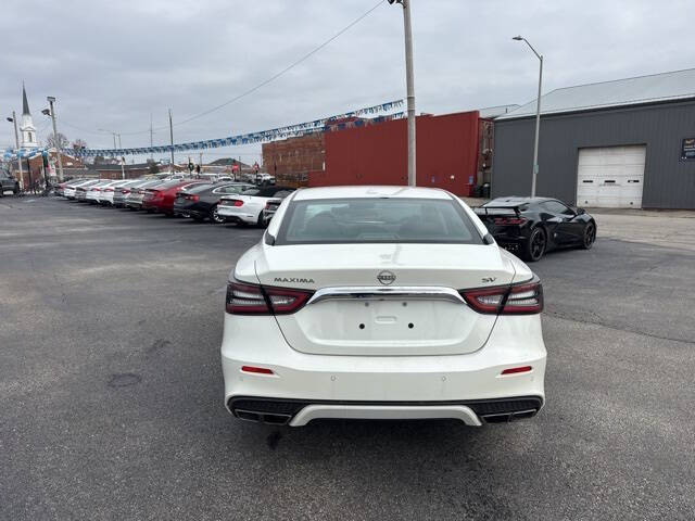 2023 Nissan Maxima 3.5 SV