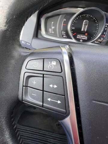 2017 Volvo XC60 T5 Inscription