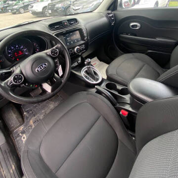 2018 Kia Soul +