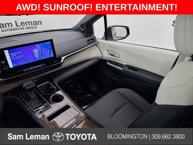 2025 Toyota Sienna Platinum 7-Passenger