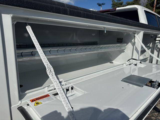 2025 GMC Sierra 3500HD CC Pro