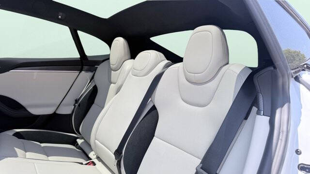 2026 Tesla Model S Plaid
