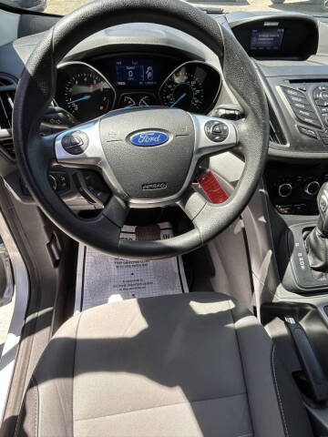 2015 Ford Escape SE