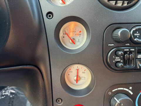 2004 Dodge Viper SRT-10