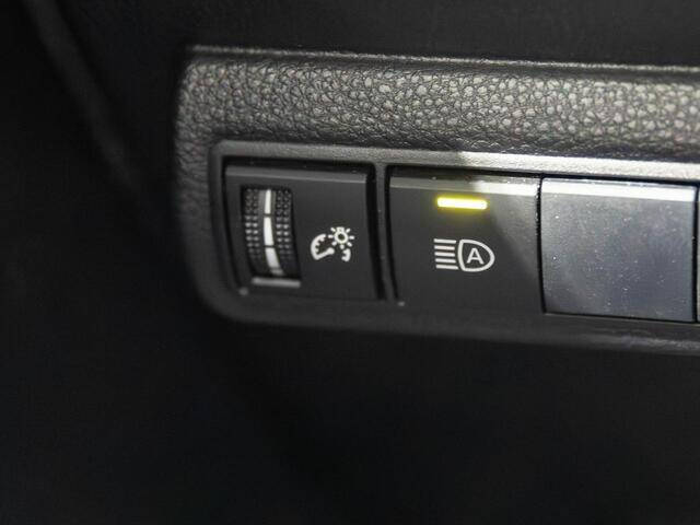 2020 Toyota Corolla Hatchback SE