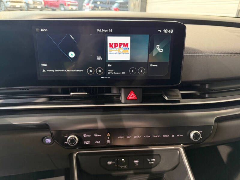 2025 Kia Carnival LXS