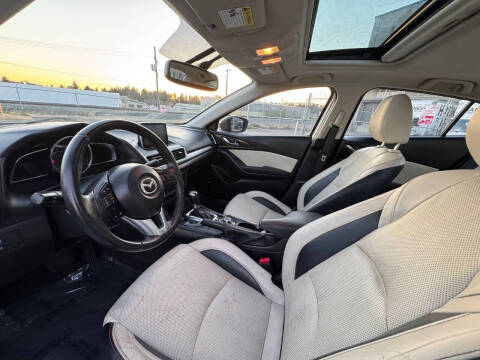 2015 Mazda MAZDA3 s Grand Touring