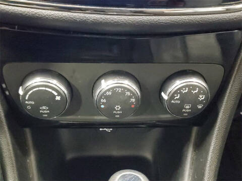 2012 Chrysler 200 Limited