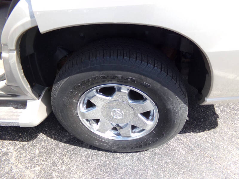 2005 Cadillac Escalade