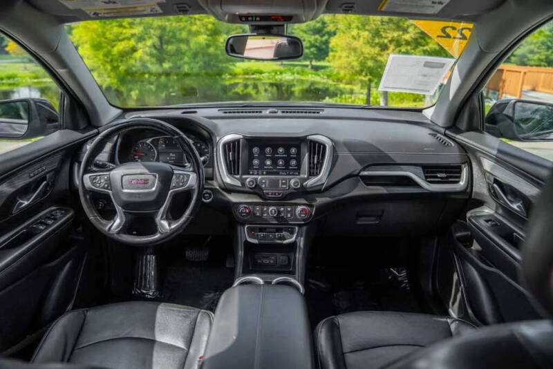 2022 GMC Terrain SLT