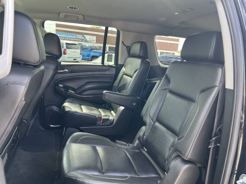 2017 Chevrolet Suburban LT