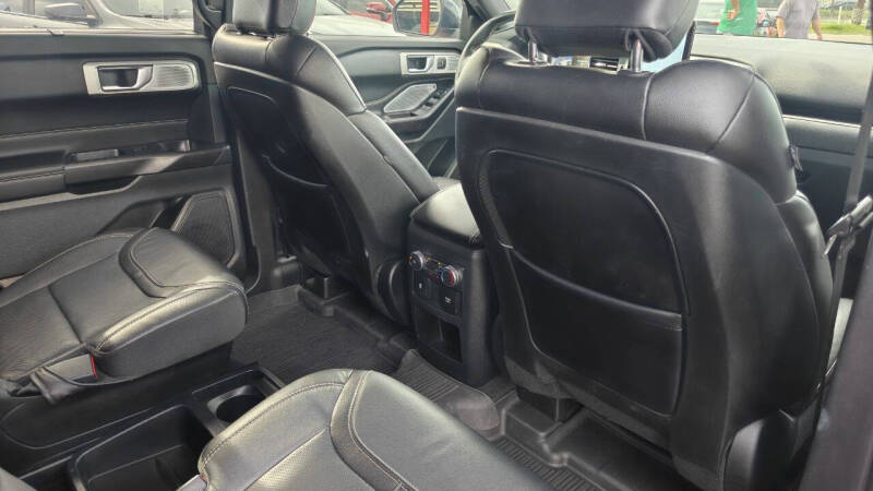 2020 Ford Explorer ST