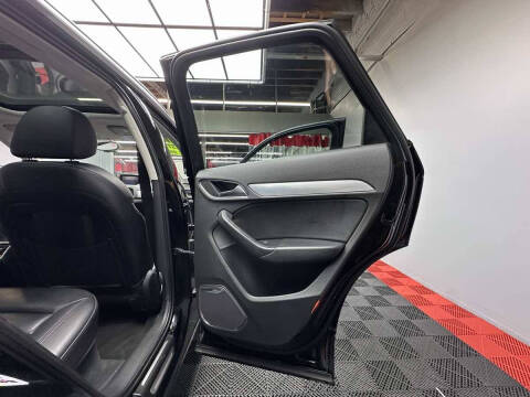 2015 Audi Q3 2.0T quattro Prestige