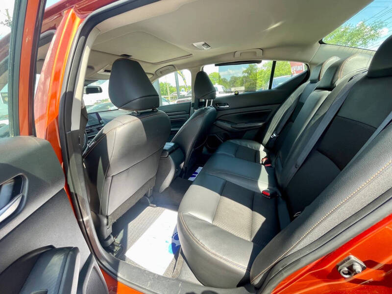 2022 Nissan Altima 2.5 SR