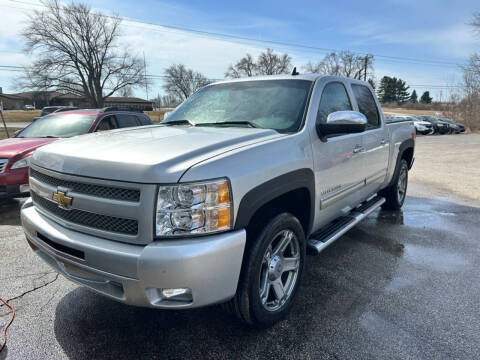 2011 Chevrolet Silverado 1500 for sale at Deals on Wheels Auto Sales in Scottville MI