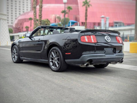 2011 Ford Mustang V6