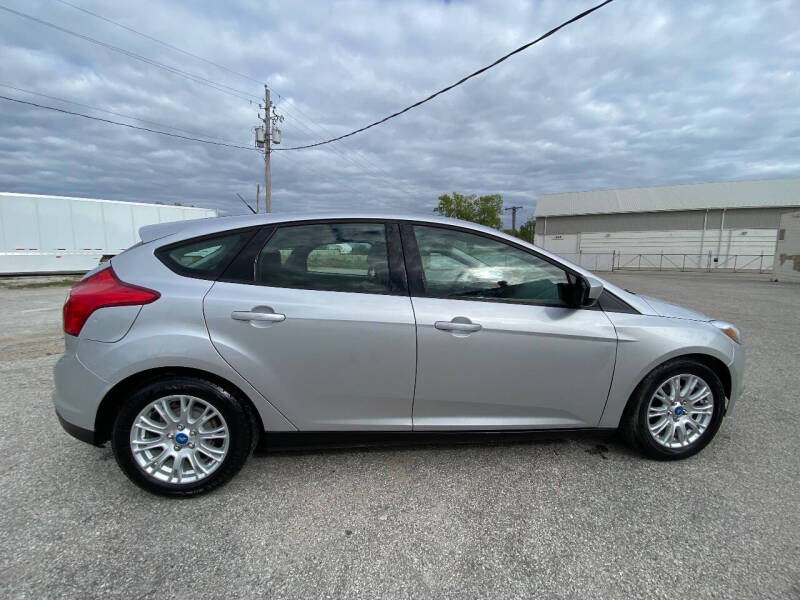 Image 7 of 2012 Ford Focus SE
