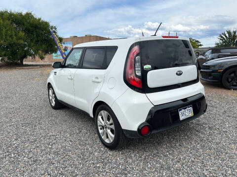 2016 Kia Soul +
