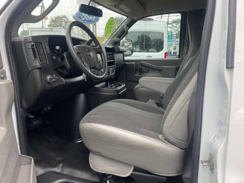 2020 GMC Savana 2500