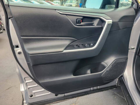 2024 Toyota RAV4 Hybrid LE