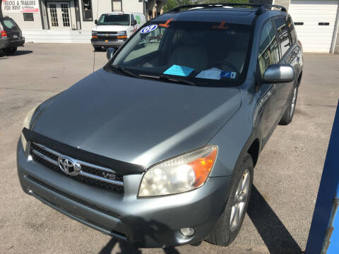 2007 Toyota RAV4 for sale at RACEN AUTO SALES LLC in Buckhannon WV