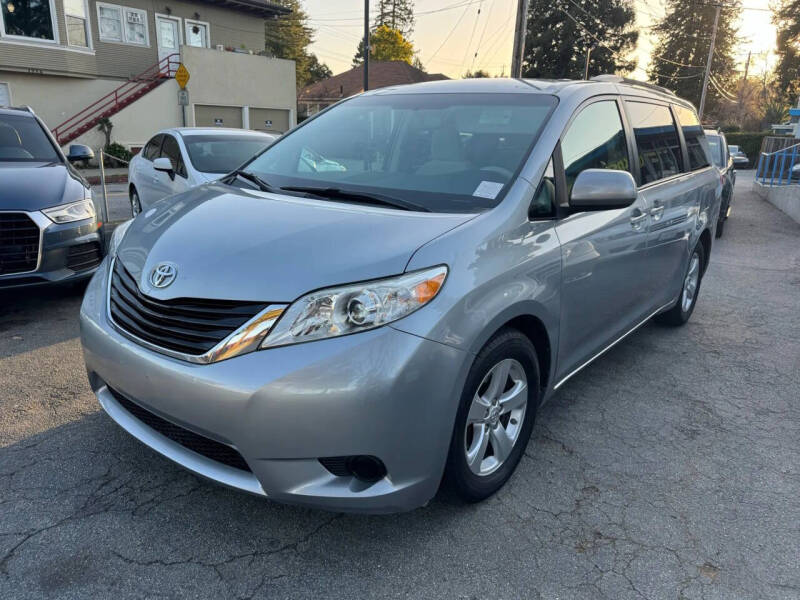 2014 Toyota Sienna