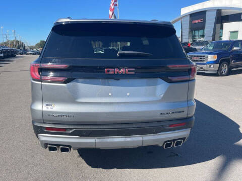 2025 GMC Acadia Elevation