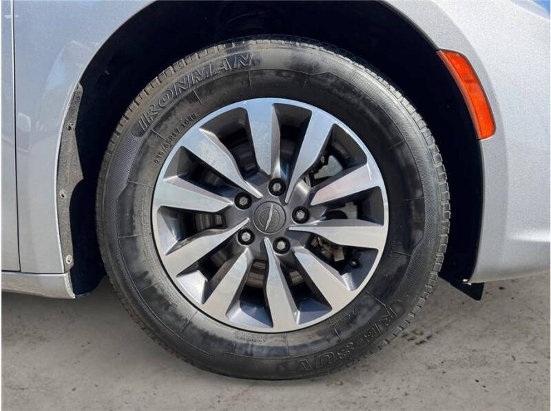 2021 Chrysler Pacifica Touring L