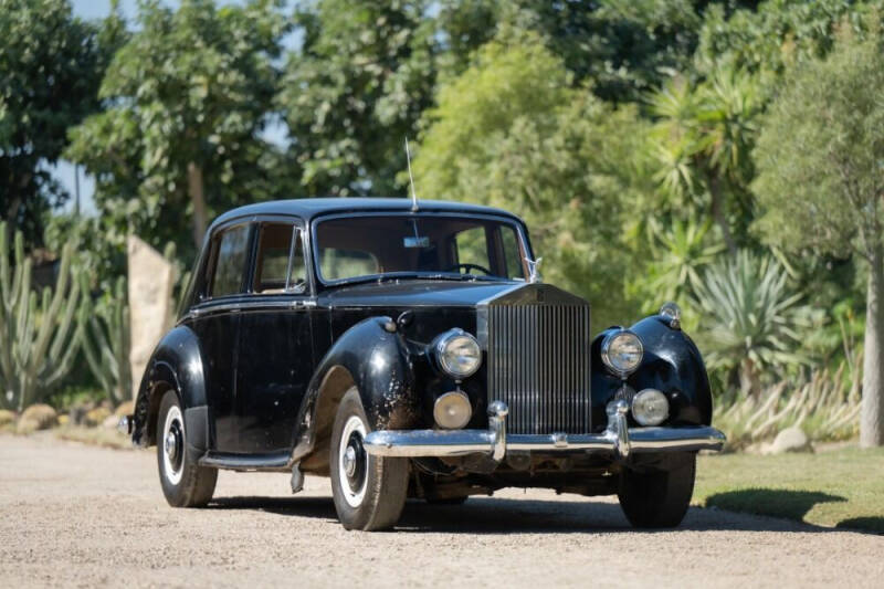 1953 Rolls-Royce Silver Dawn for sale at Gullwing Motor Cars Inc in Astoria NY