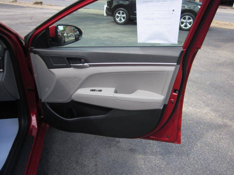 2019 Hyundai Elantra