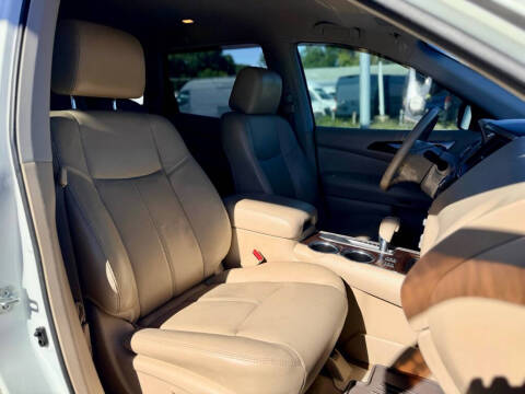 2014 Nissan Pathfinder S